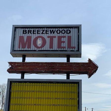 Sonrise Inn Lincoln Hwy By Oyo Breezewood エクステリア 写真