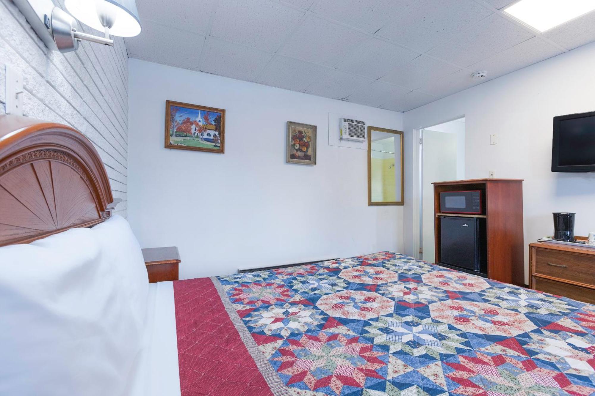 Sonrise Inn Lincoln Hwy By Oyo Breezewood エクステリア 写真