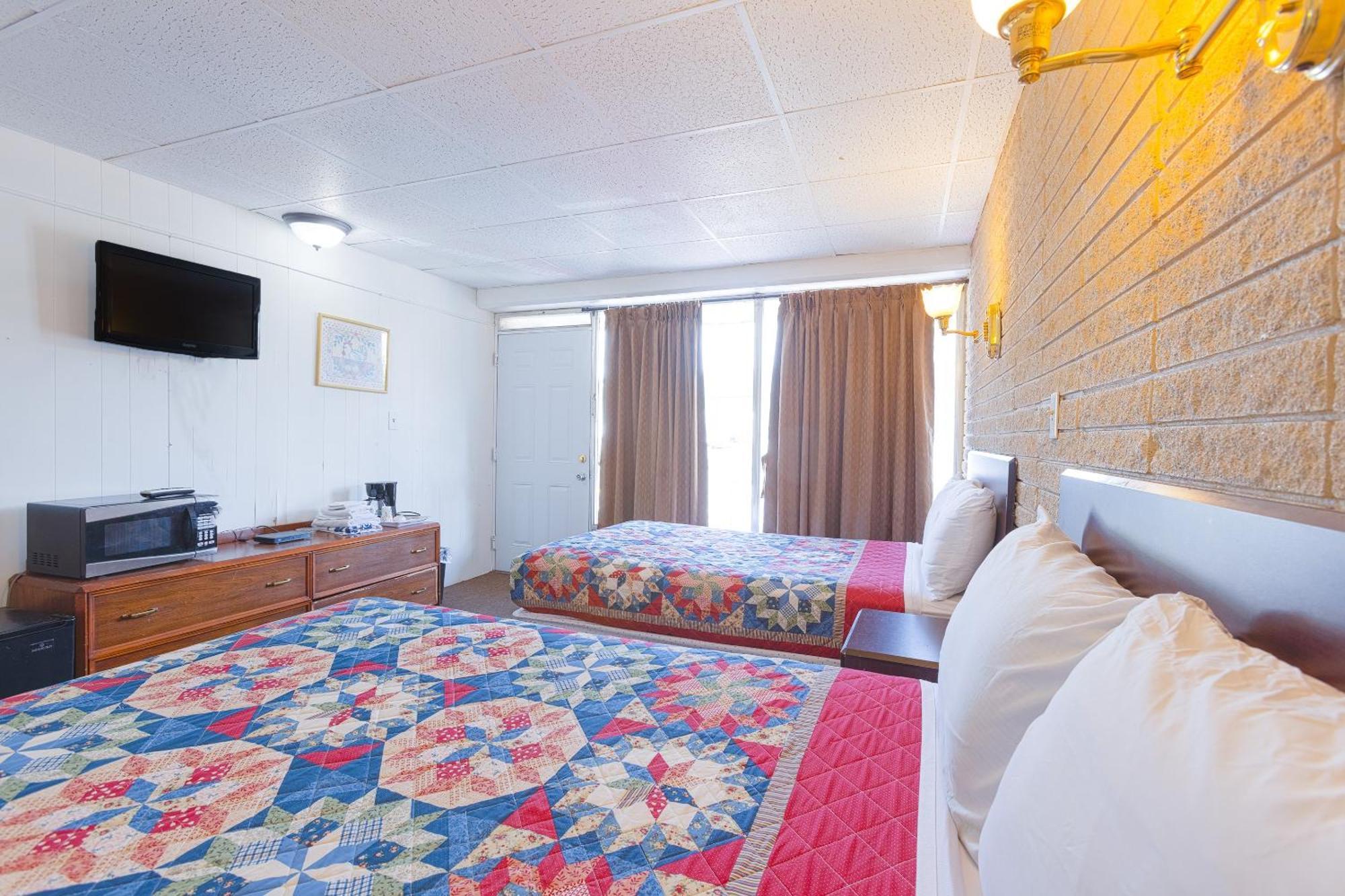 Sonrise Inn Lincoln Hwy By Oyo Breezewood エクステリア 写真