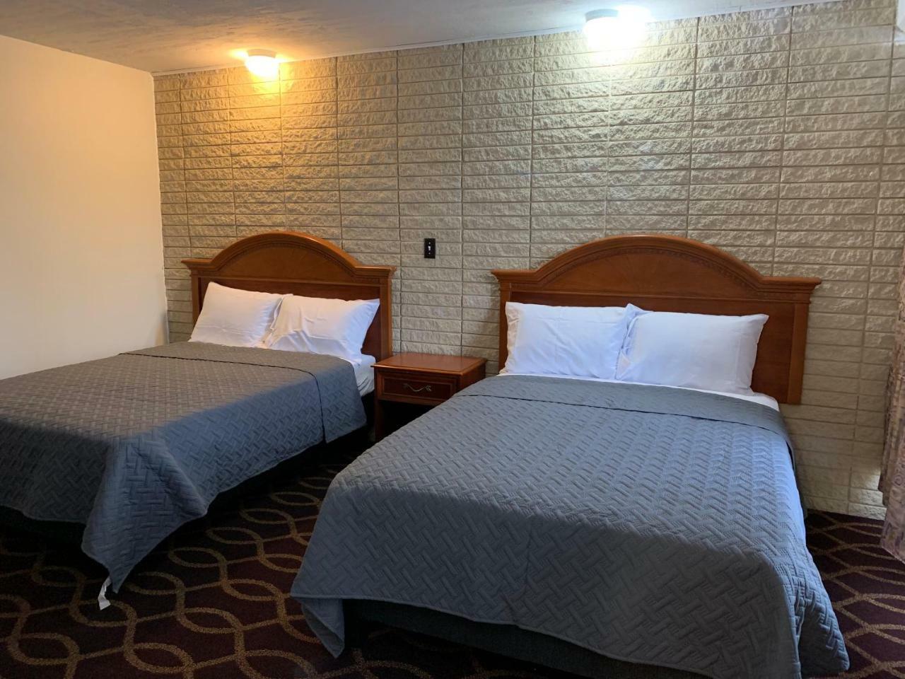 Sonrise Inn Lincoln Hwy By Oyo Breezewood エクステリア 写真